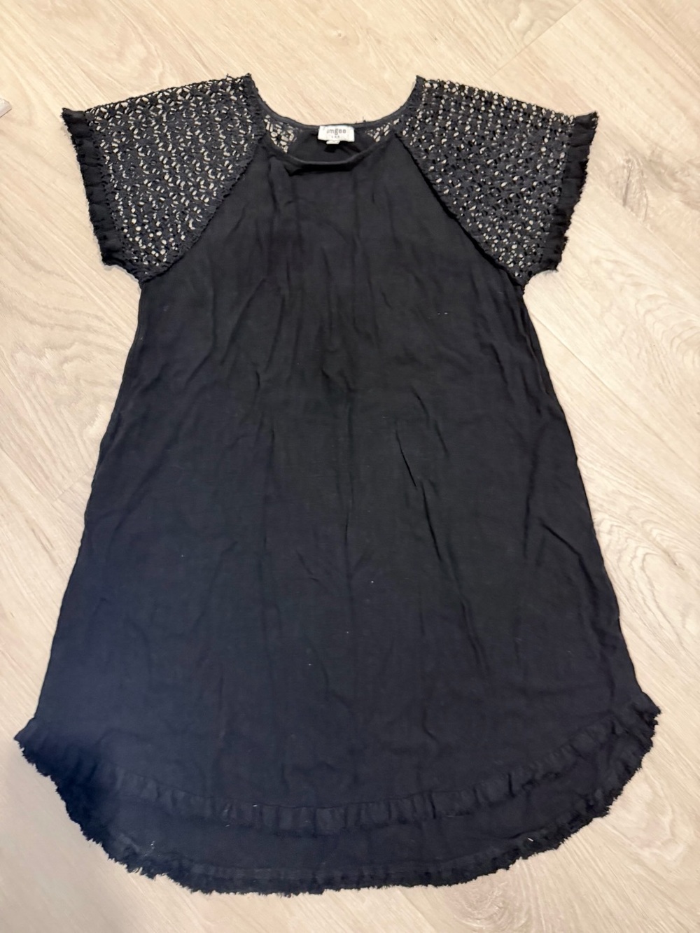 Umgee Black Short Sleeve Tunic with Crochet Sleeves